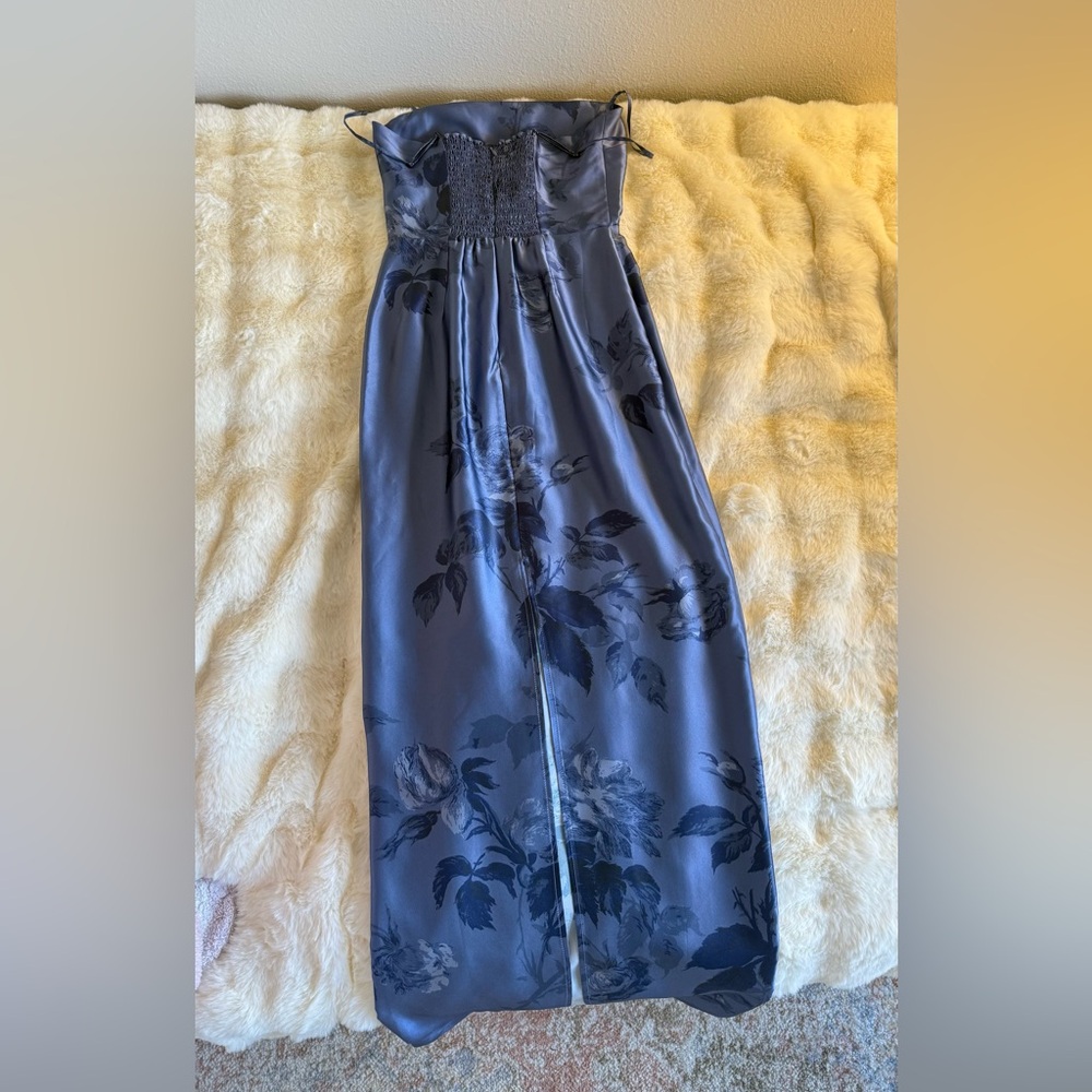 Reformation Frankie Silk Dress In Trieste Border, brand new without tags. - Picture 12 of 16